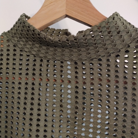 Urban Outfitters boohoo Bodysuit Size Medium Green Mock Turtleneck Shirt Top - Picture 4 of 12